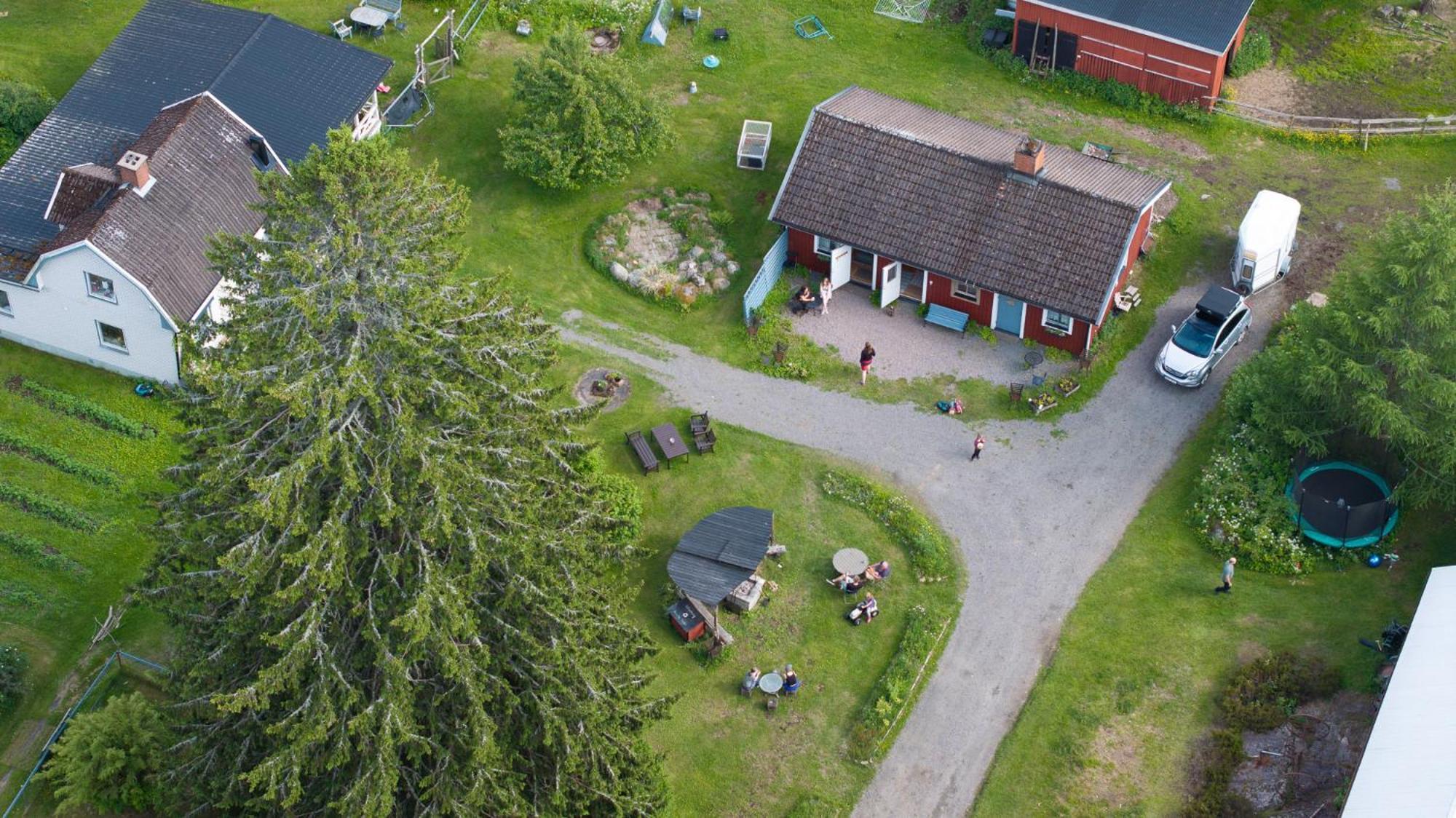 Ekologiska Fru Gran B&B I Tiveden Gardsjo Luaran gambar